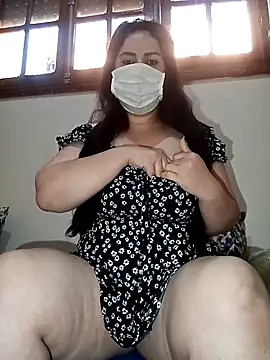 fati35flou online show from April 1, 2026, 3:53 pm