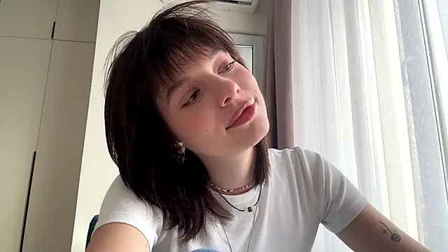 Snapshot of LollySimes chatting on November 19, 2025, 9:31 am LollySimes online show from November 19, 2025, 9:31 am