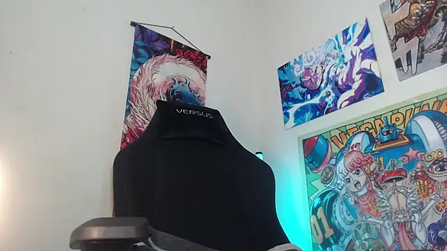 LuciferSantoryu online show from April 9, 2026, 6:19 am