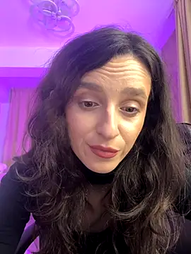 AnnaHarperX online show from October 1, 2025, 4:57 pm