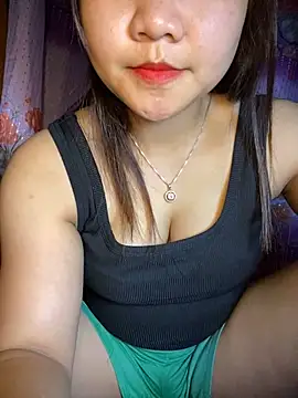 Sunset-yll online show from April 8, 2026, 9:59 pm