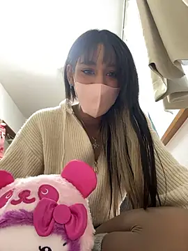 Snapshot of niina_1935 chatting on December 1, 2025, 6:07 am niina 1935 online show from December 1, 2025, 6:07 am