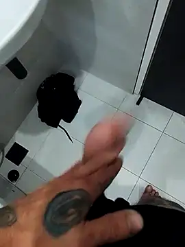 You6me9   online show from December 3, 2025, 12:51 am