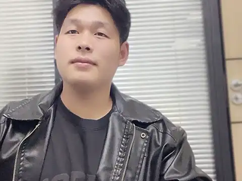 Snapshot of DiaodangYY chatting on November 18, 2025, 11:47 am DiaodangYY online show from November 18, 2025, 11:47 am