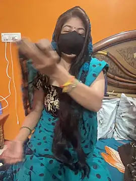 cutestpearl online show from January 15, 2026, 6:33 pm