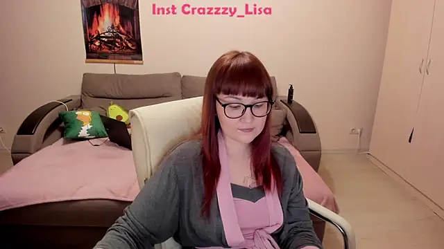 Snapshot of Foxy-lady chatting on March 18, 2025, 9:21 pm Foxy-lady online show from March 18, 2025, 9:21 pm