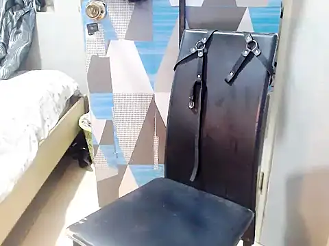 Savannah Cock online show from December 18, 2025, 1:28 pm