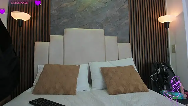 catiusca reyes 03 online show from March 5, 2026, 12:01 pm