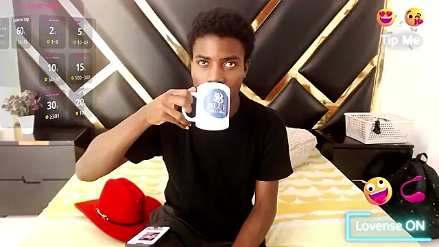 NoahJhonson69 online show from March 12, 2026, 11:16 am