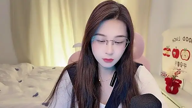 Snapshot of TTtia_ chatting on March 7, 2026, 2:19 am TTtia online show from March 7, 2026, 2:19 am