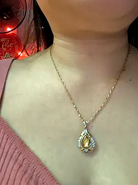 Snapshot of dis_princess chatting on February 28, 2026, 1:39 am dis princess online show from February 28, 2026, 1:39 am