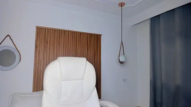 Alaska deluxe online show from February 22, 2026, 12:01 am