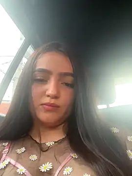 Juanita Rojas online show from November 21, 2025, 3:11 pm