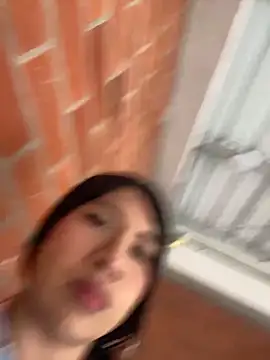 Celeste villanueva  online show from December 22, 2025, 2:58 pm