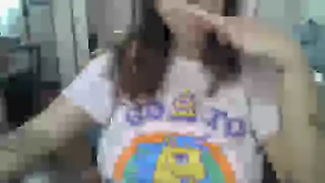 xxxluana online show from April 17, 2026, 1:03 pm