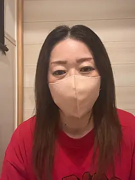 Snapshot of ---AN--- chatting on December 18, 2025, 5:08 pm ---AN--- online show from December 18, 2025, 5:08 pm