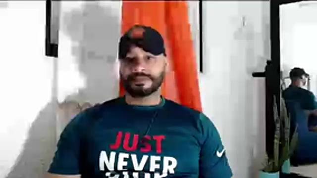 musclehetero online show from June 12, 2026, 1:37 am