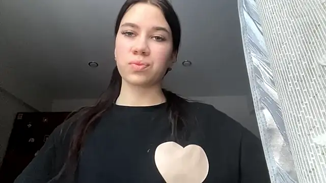 DebbiGoodknight online show from December 3, 2025, 9:51 am