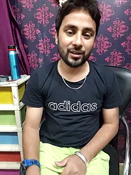 Cute Lucky online show from April 20, 2026, 8:39 am