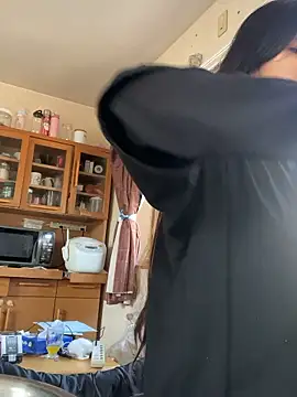 Snapshot of URORI0407 chatting on December 1, 2025, 1:10 am URORI0407 online show from December 1, 2025, 1:10 am