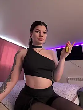 -MaybeBaby- online show from February 27, 2026, 7:30 am