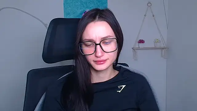 Stella XO online show from February 3, 2026, 6:40 am