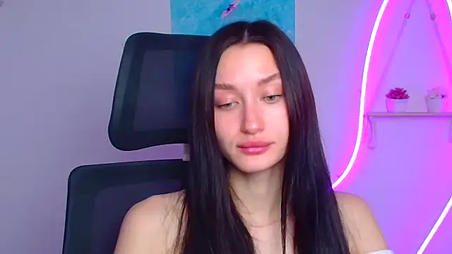 Stella XO online show from March 26, 2026, 6:52 am