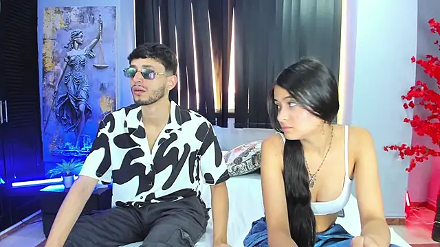 Snapshot of dracke_and_zara chatting on February 28, 2026, 1:01 pm dracke and zara online show from February 28, 2026, 1:01 pm