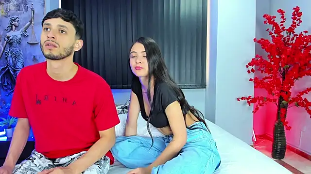 Snapshot of dracke_and_zara chatting on March 2, 2026, 12:23 pm dracke and zara online show from March 2, 2026, 12:23 pm