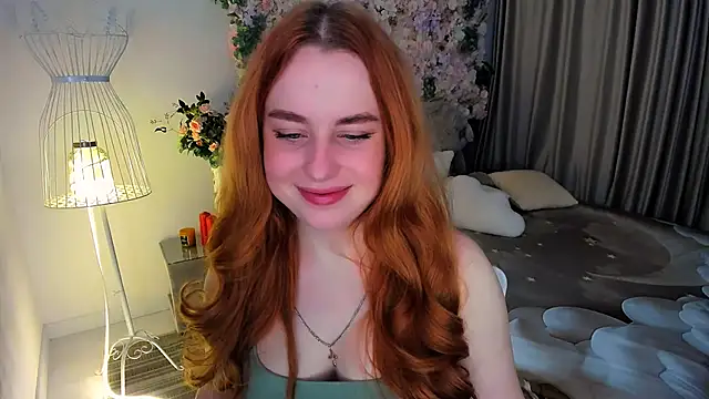 Snapshot of AirySilhouette chatting on November 30, 2025, 10:19 am AirySilhouette online show from November 30, 2025, 10:19 am