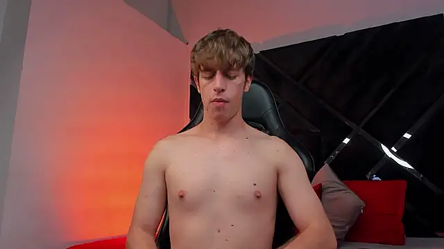 Snapshot of Ostin_Saints chatting on March 1, 2026, 6:54 pm Ostin Saints online show from March 1, 2026, 6:54 pm