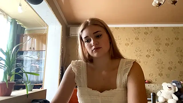 Snapshot of Malley_Saunds chatting on November 20, 2025, 7:08 am Malley Saunds online show from November 20, 2025, 7:08 am