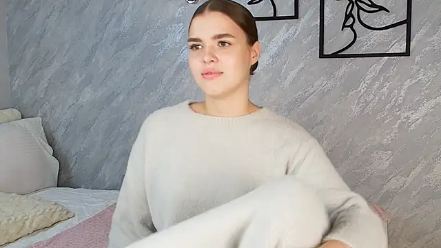 Snapshot of StephaniRoger chatting on November 21, 2025, 1:32 pm StephaniRoger online show from November 21, 2025, 1:32 pm