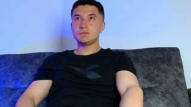 Ethan-Connor online show from November 25, 2025, 8:20 pm