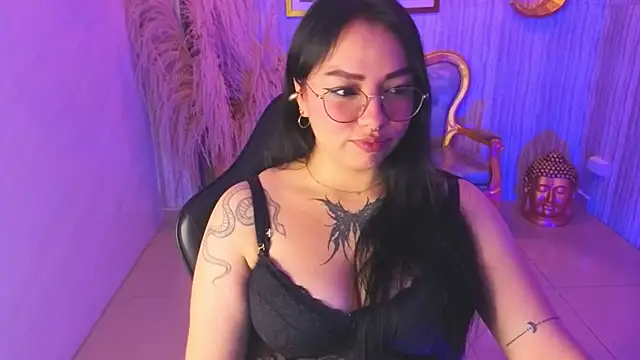 lexie s online show from December 19, 2025, 8:05 pm