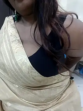 Snapshot of mamtha-tamil chatting on February 20, 2026, 3:01 pm mamtha-tamil online show from February 20, 2026, 3:01 pm