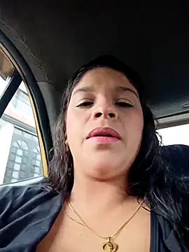 Layla-daring online show from March 6, 2026, 7:54 pm