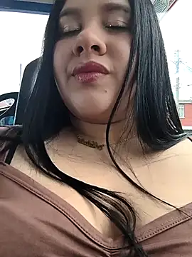 Snapshot of Kendra-daring chatting on November 26, 2025, 6:42 pm Kendra-daring online show from November 26, 2025, 6:42 pm