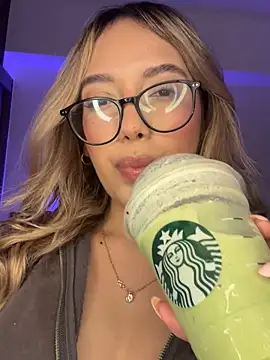 Snapshot of saliha_pinky_ chatting on November 26, 2025, 11:39 pm saliha pinky online show from November 26, 2025, 11:39 pm