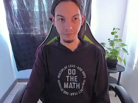 alessandro garcia online show from November 27, 2025, 1:24 pm