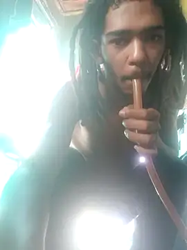 Eezxxx online show from February 8, 2026, 1:25 pm