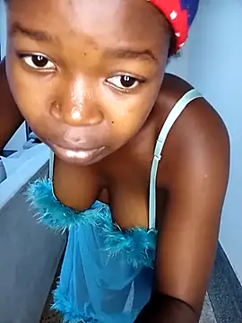 Snapshot of AngelaAbi chatting on November 25, 2025, 9:15 pm AngelaAbi online show from November 25, 2025, 9:15 pm