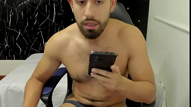 Snapshot of Juanortba99 chatting on November 27, 2025, 9:28 pm Juanortba99 online show from November 27, 2025, 9:28 pm