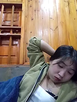 Snapshot of susie_min chatting on November 26, 2025, 12:28 pm susie min online show from November 26, 2025, 12:28 pm