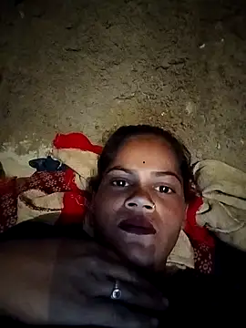 Snapshot of mamata_jo chatting on December 20, 2025, 3:52 pm mamata jo online show from December 20, 2025, 3:52 pm
