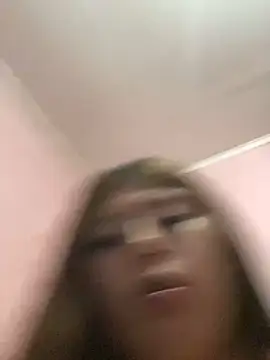 milaaagracee online show from December 14, 2025, 2:28 am