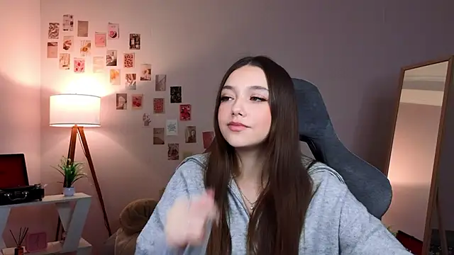 Vexorine online show from February 7, 2026, 7:39 pm