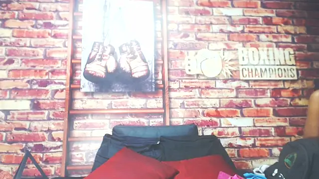 BlackAndAxel online show from April 14, 2026, 10:05 pm