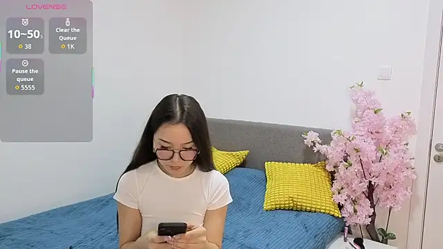 Snapshot of Nari_Jin chatting on November 21, 2025, 5:00 pm Nari Jin online show from November 21, 2025, 5:00 pm