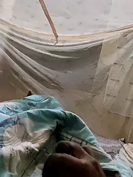 big-dick-cum online show from November 28, 2025, 5:04 pm